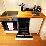 Charmantes Apartment - Fuer 2-4 Personen - Modern, Ruhig, Parkplatz