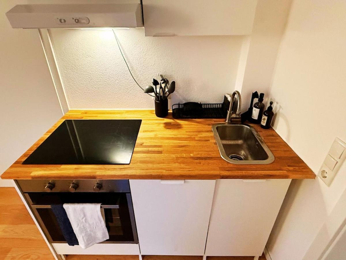 Charmantes - Fuer 2-4 Personen - Modern, Ruhig, Parkplatz