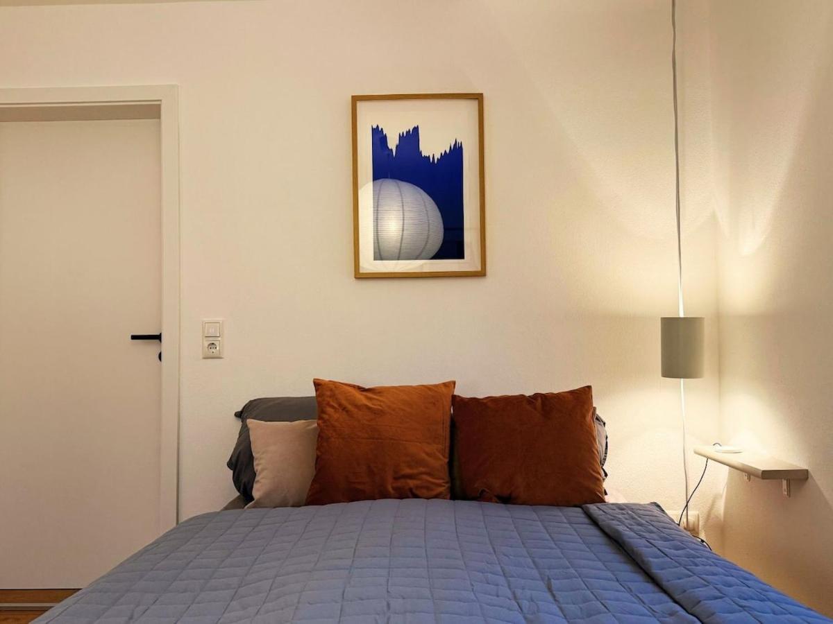 Apartment Charmantes - Fuer 2-4 Personen - Modern, Ruhig, Parkplatz *